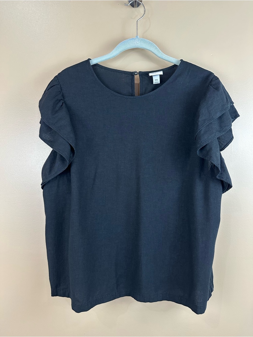 A New Day Black Linen Blend Top XXL Tiered Ruffle Flutter Sleeves Keyhole Back